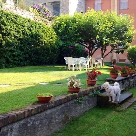 Apartment I Giardini Di Melzi