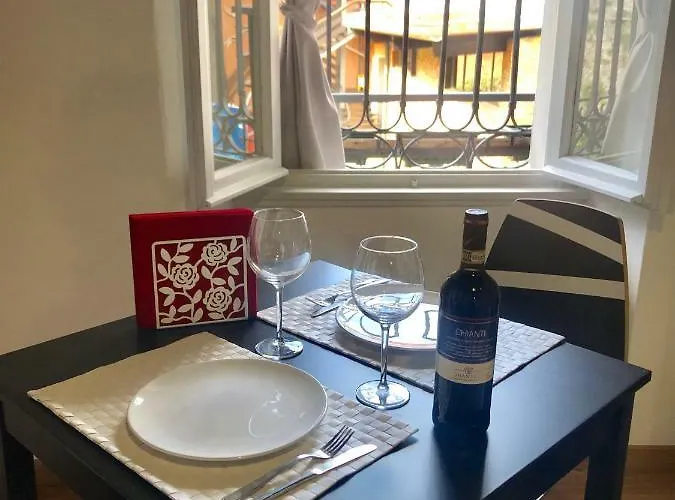 梅尔兹贾迪尼迪别墅i公寓式酒店 *